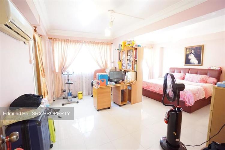 Pasir Ris Street 51 thumbnail photo